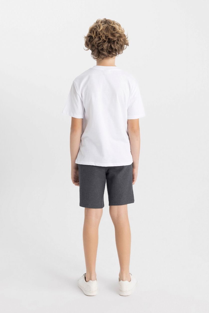 أولاد أبيض سيت ولادي شورت وتيشيرت - قطعتين