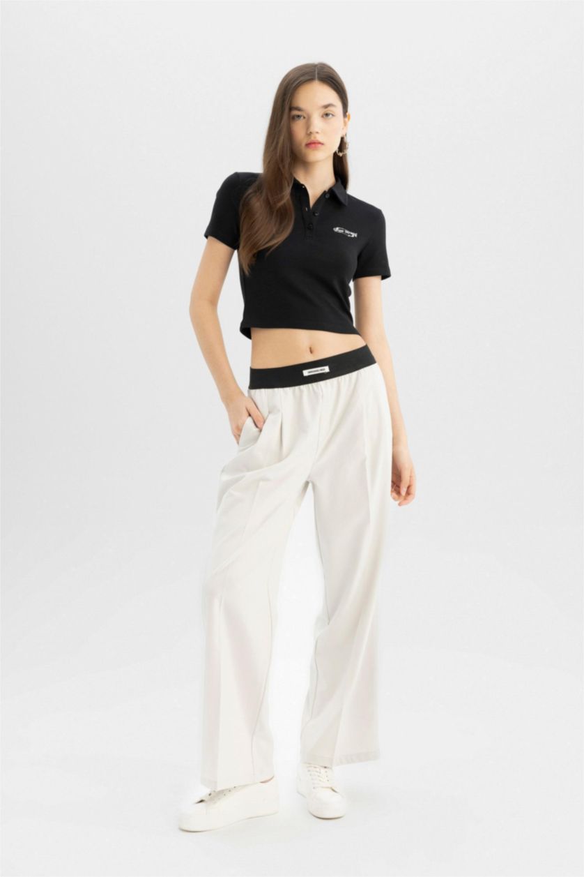 Woman Light Grey Wide Leg Trousers