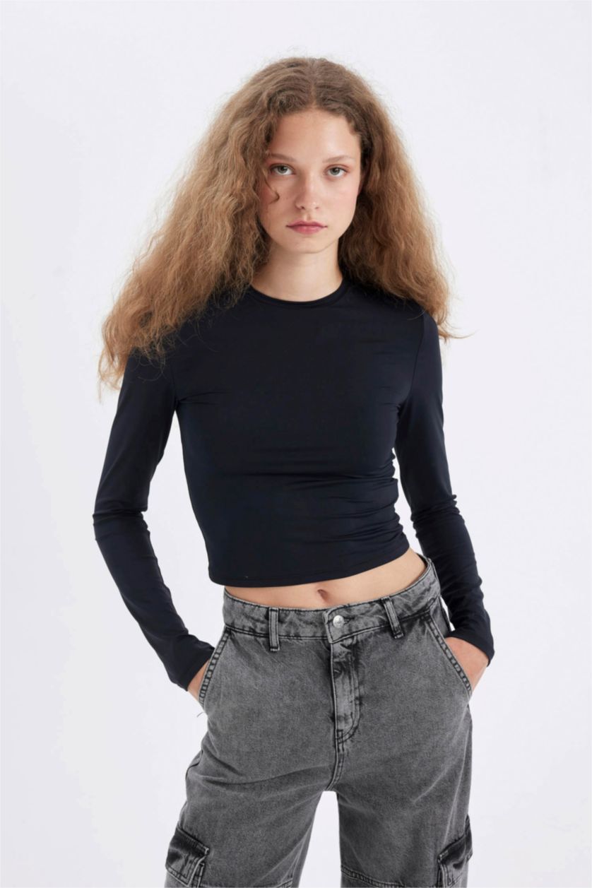 حريمي أسود Slim Fit Long Sleeve T-Shirt