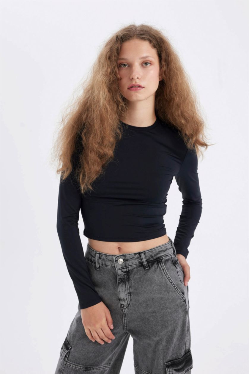 حريمي أسود Slim Fit Long Sleeve T-Shirt