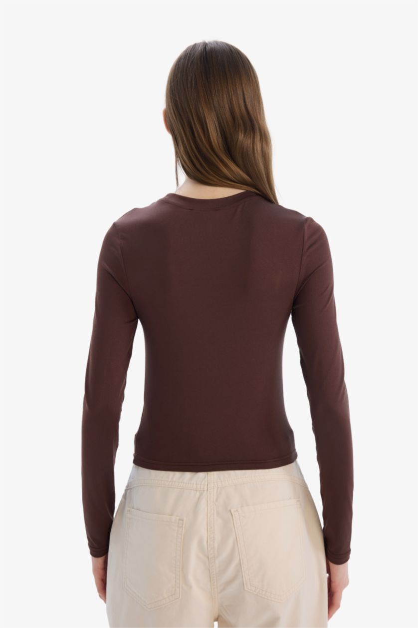 Kadın Kahve Fitted Bisiklet Yaka Basic Düz Uzun Kollu Tişört