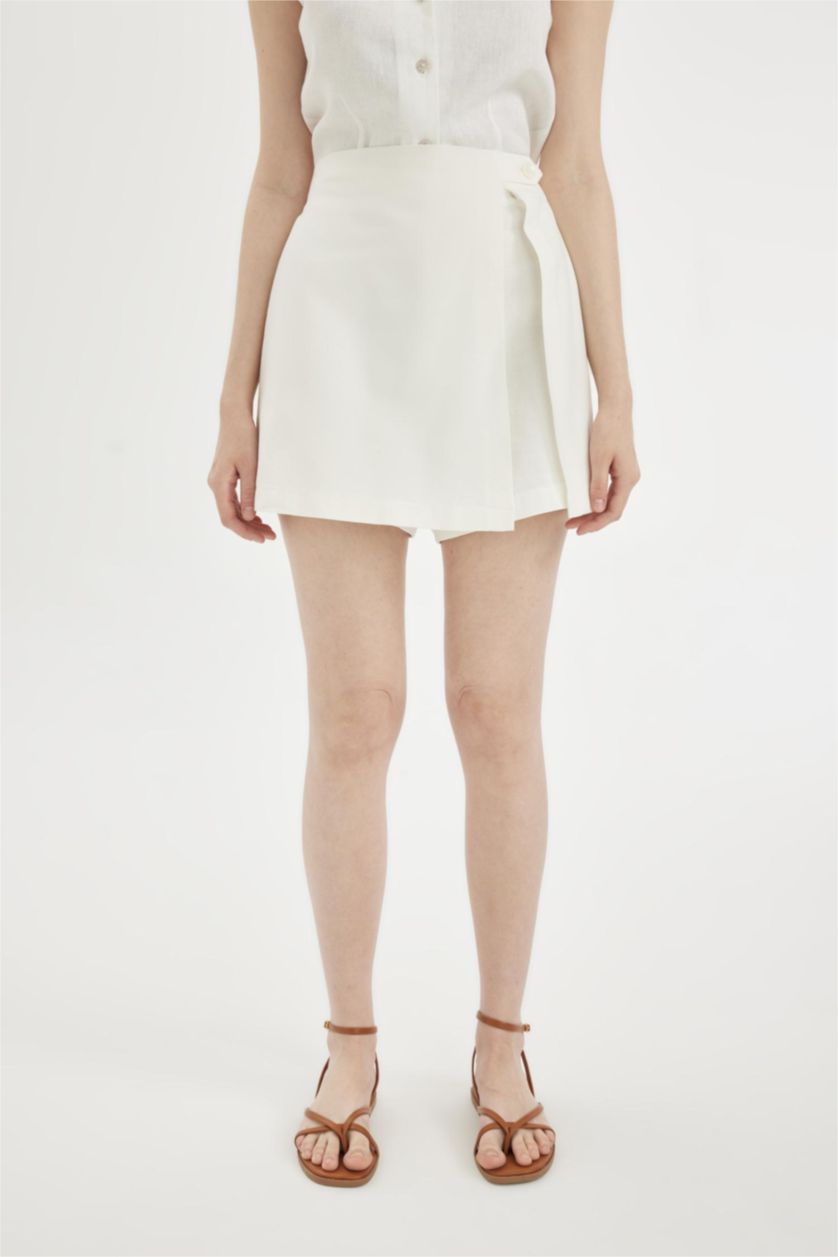 Woman White Regular Fit High Waist Linen Blend Skort