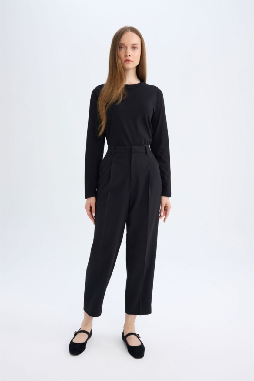 حريمي أسود تونيك سويت بيزك قصة عادية