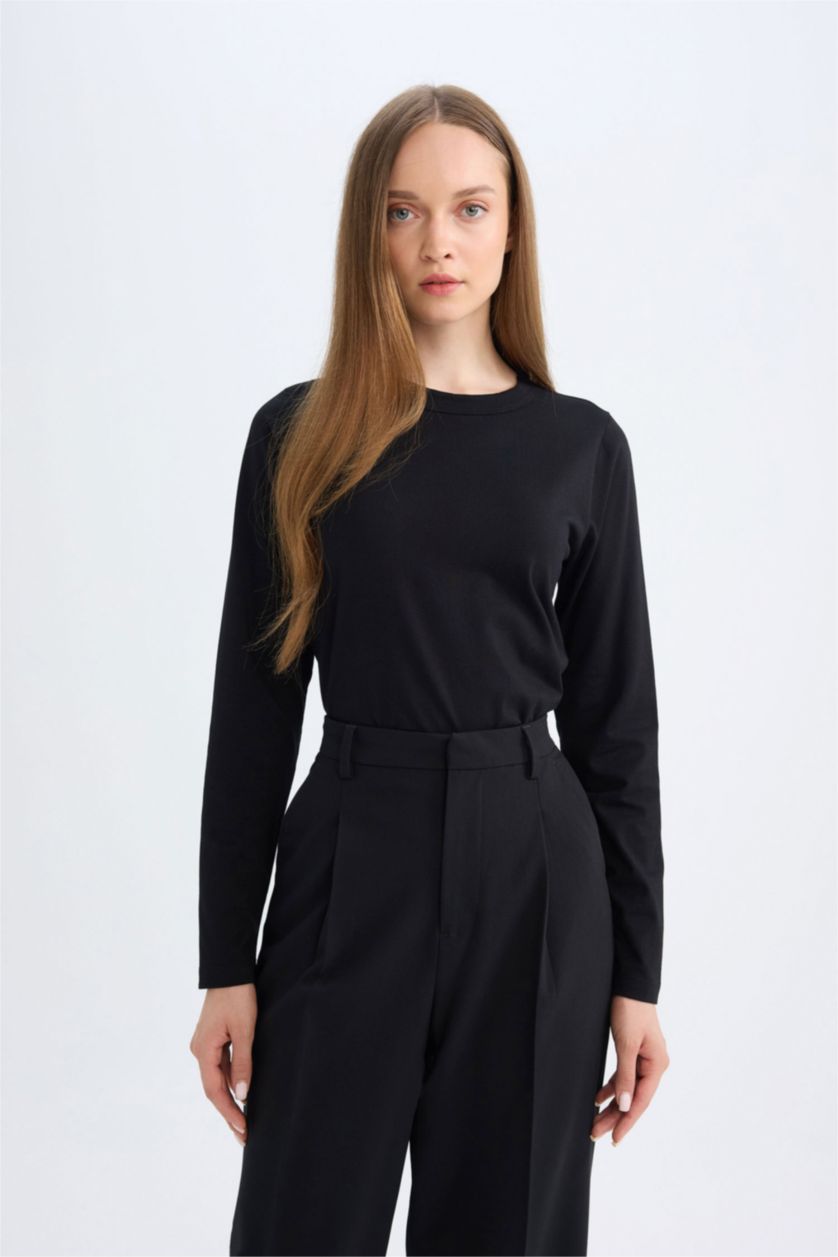 حريمي أسود تونيك سويت بيزك قصة عادية