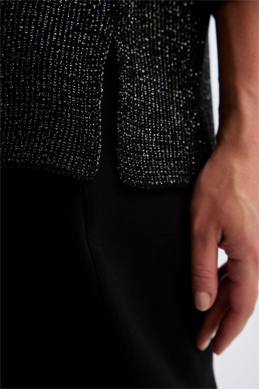 Kadın Siyah Regular Fıt Simli Kumaş Tunik