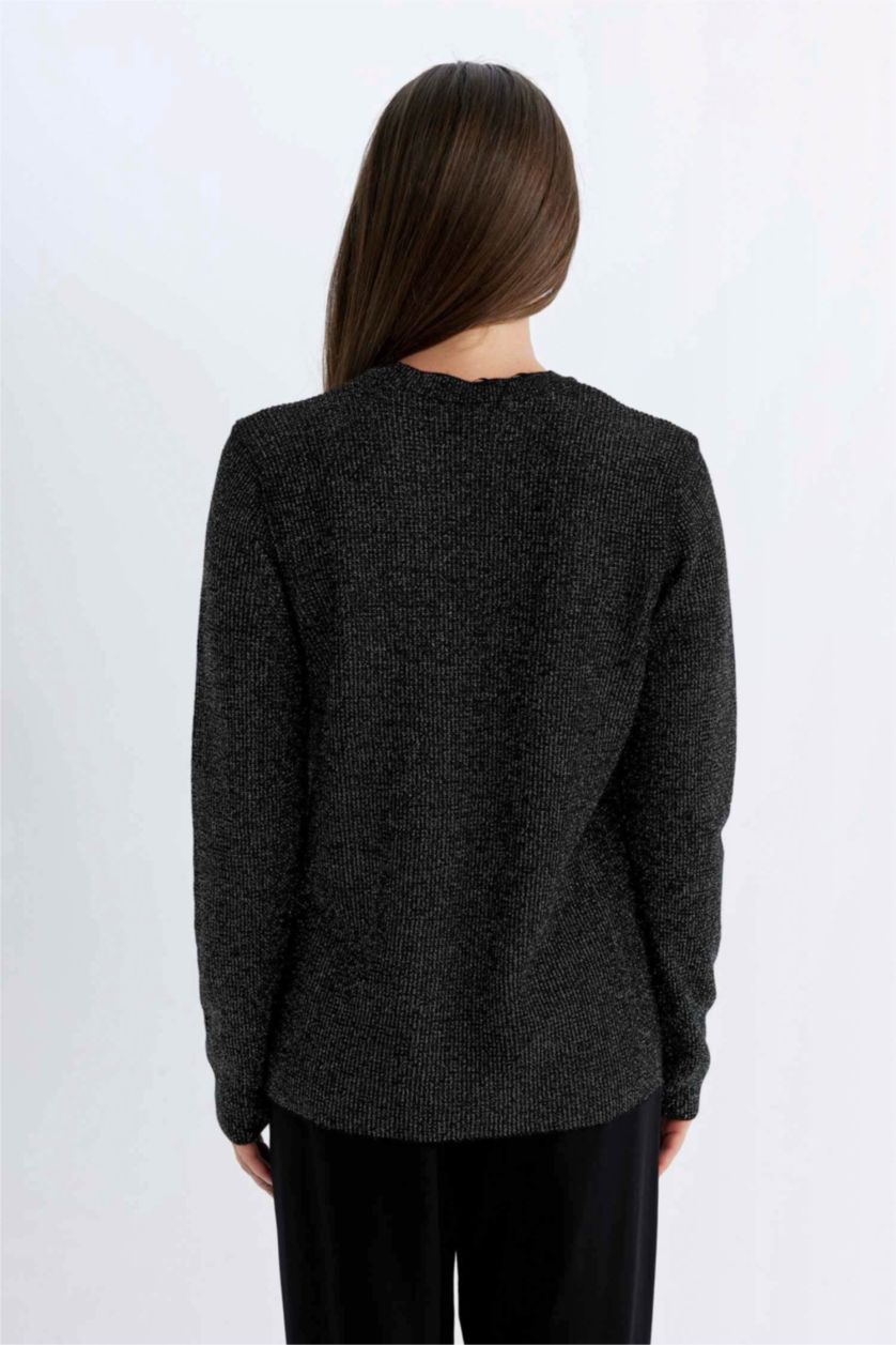 Kadın Siyah Regular Fıt Simli Kumaş Tunik