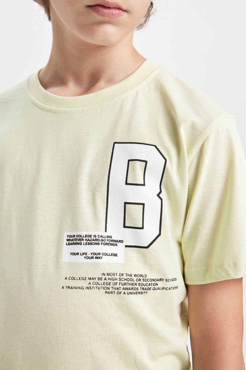 أولادي نعناعي فاتح تيشيرت اولادي نص كم مطبوع قصة عادية برقبة مستديرة