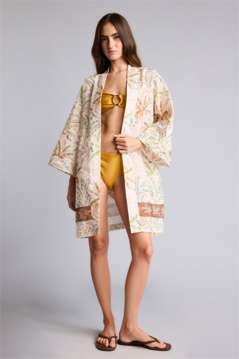 Woman Ecru Regular Fit Patterned Belted Kimono