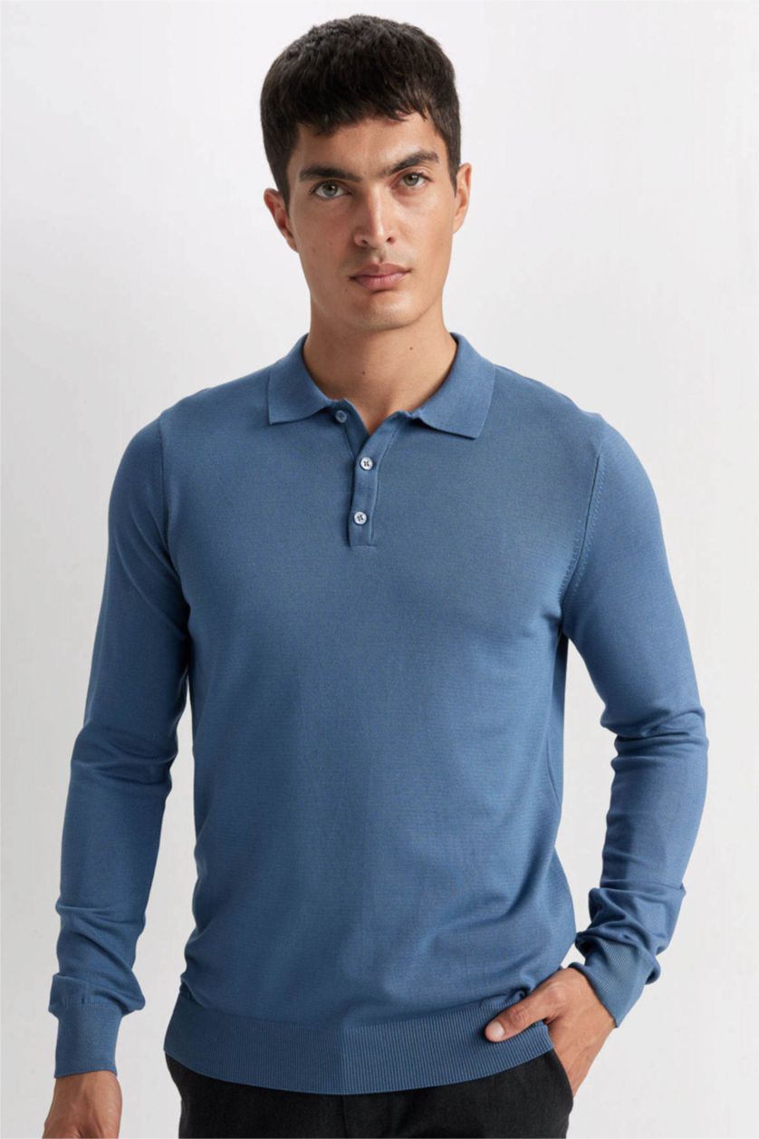 Man Light Indigo Standard Fit Knitwear Pullover