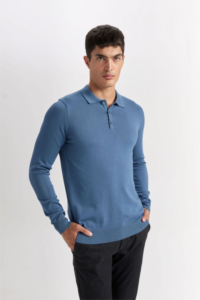 Man Light Indigo Standard Fit Knitwear Pullover