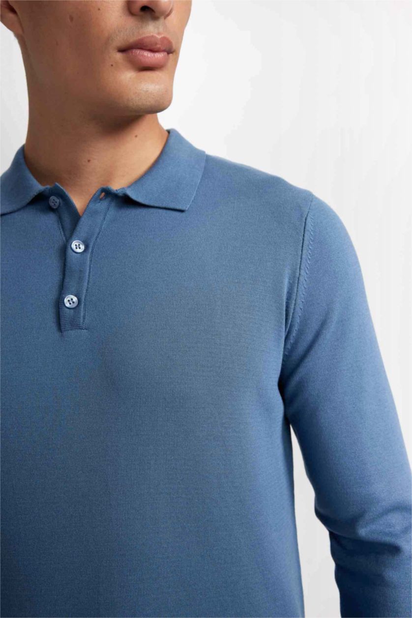 Man Light Indigo Standard Fit Knitwear Pullover