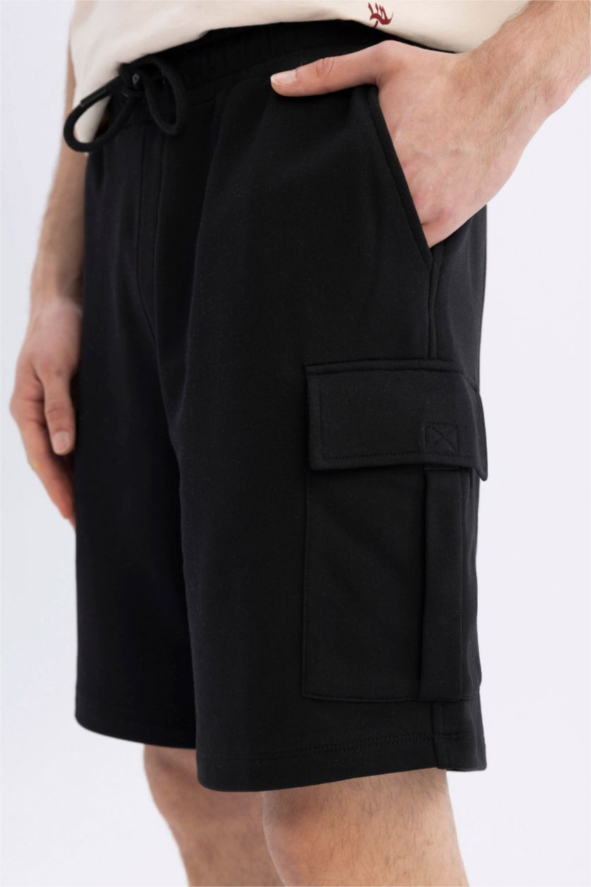 MAN Black Regular Fit Cargo Shorts