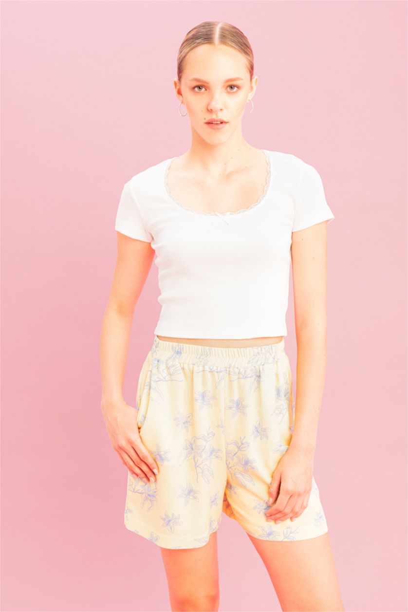 نساء اوف وايت تيشيرت قصير نص كم سليم فيت برقبة U