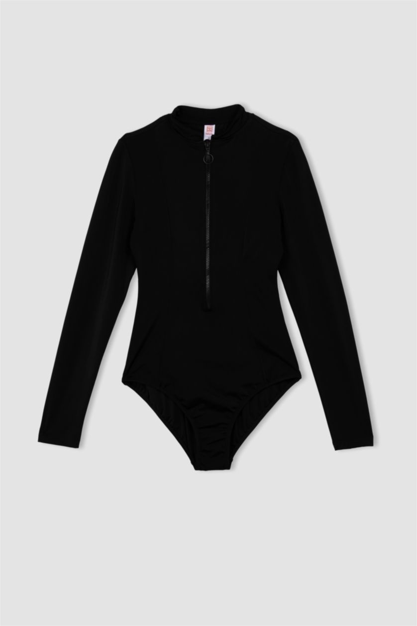 Woman Black Fall in Love Zippered Long Sleeve Surf Swimsuit