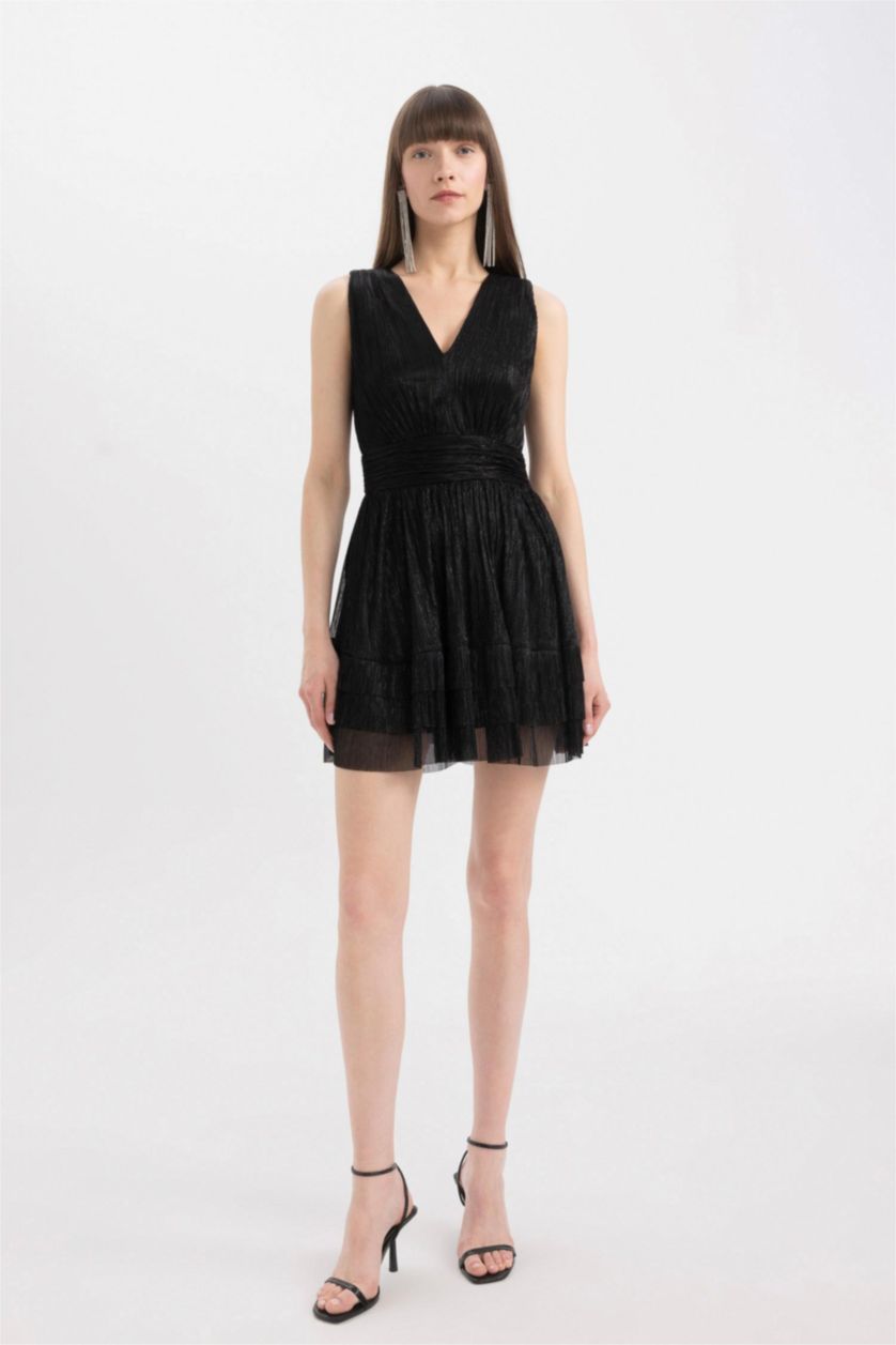 Woman Black V-Neck Glitter Fabric Sleeveless Mini Dress