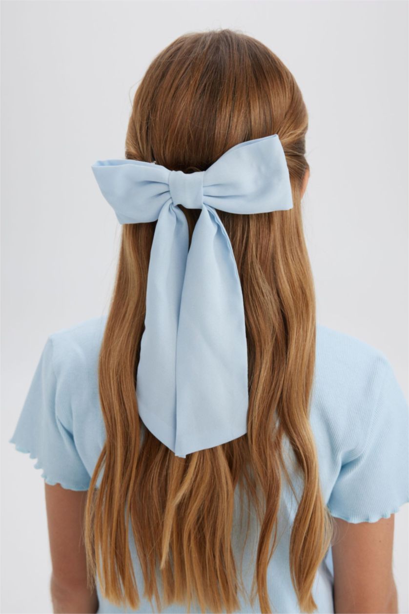 WOMAN Light Blue Woman Hair Clip