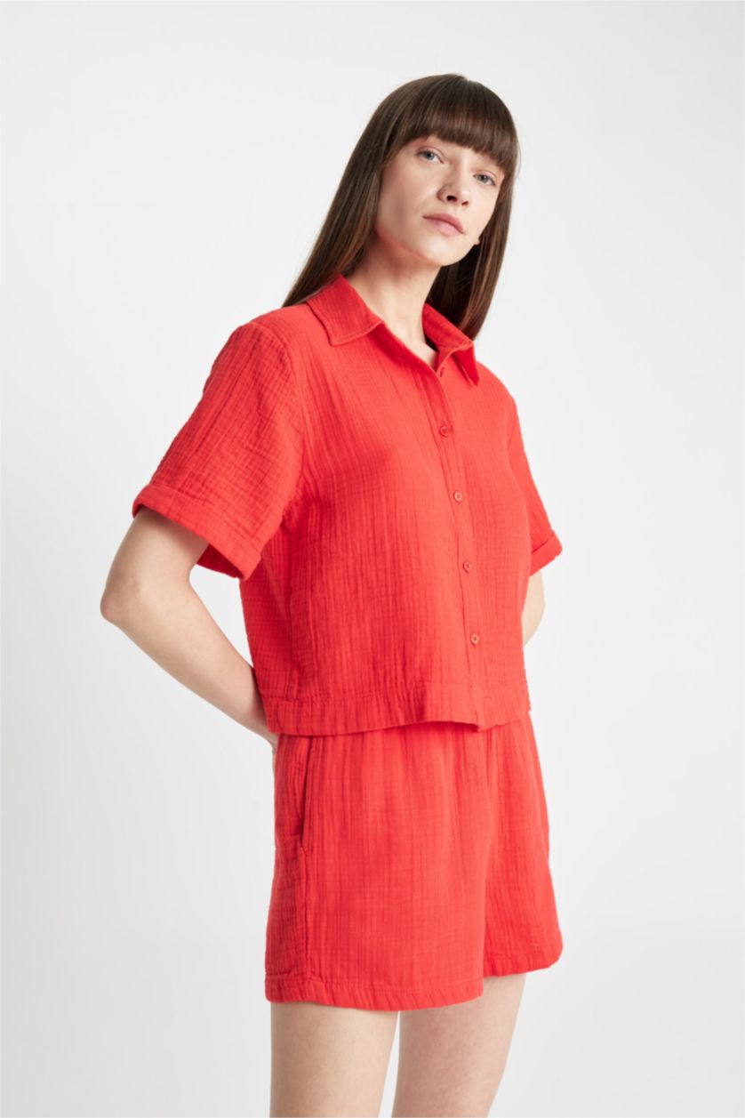 FEMME Rouge Chemise Ample à Manches Courtes en Mousseline.