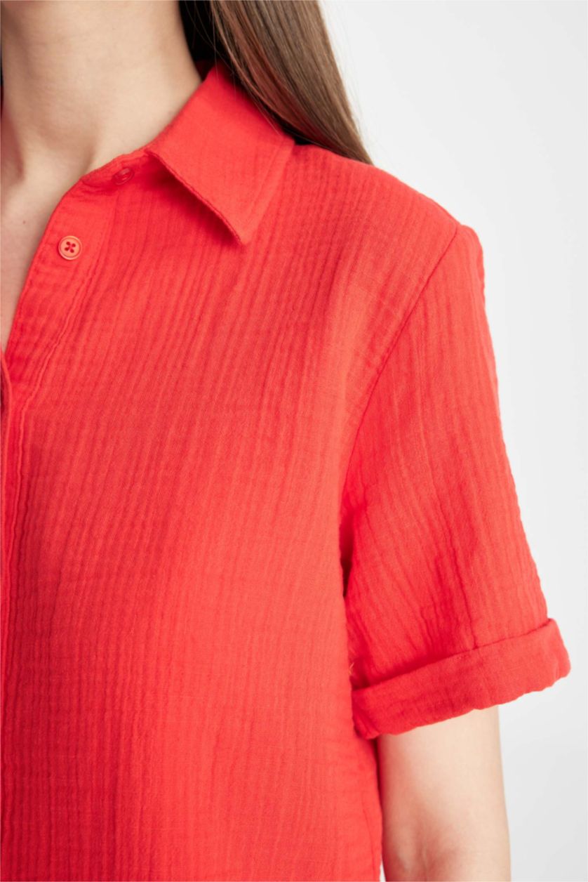 FEMME Rouge Chemise Ample à Manches Courtes en Mousseline.