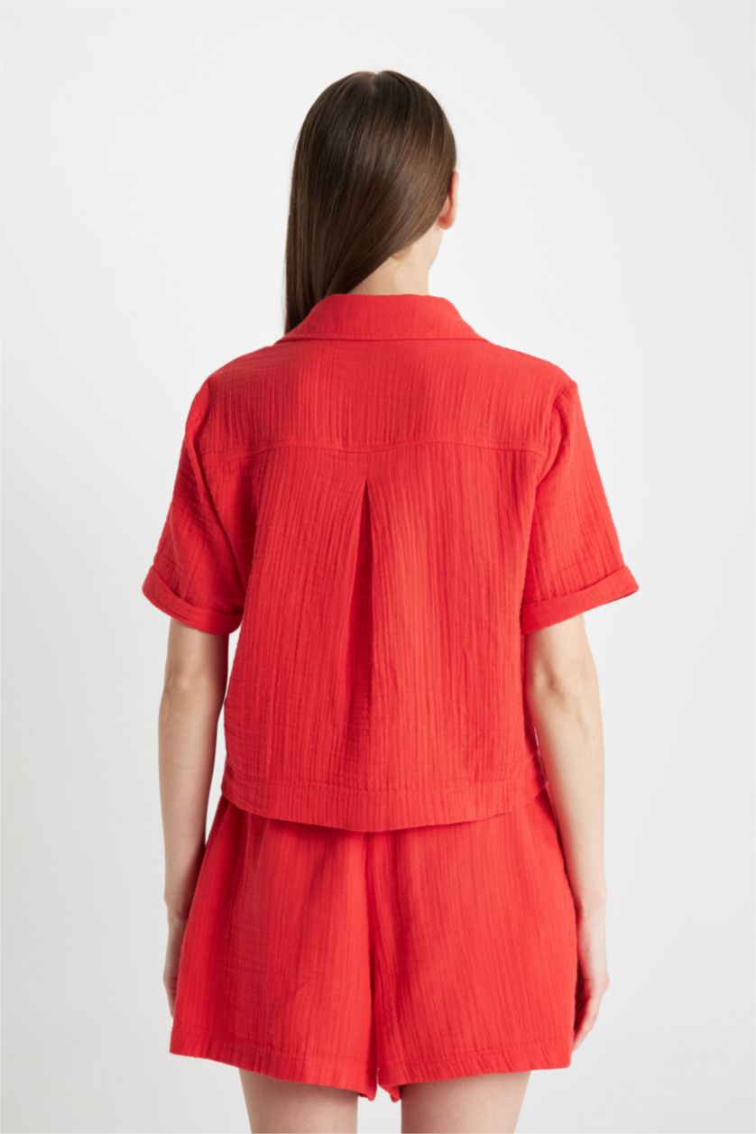 FEMME Rouge Chemise Ample à Manches Courtes en Mousseline.