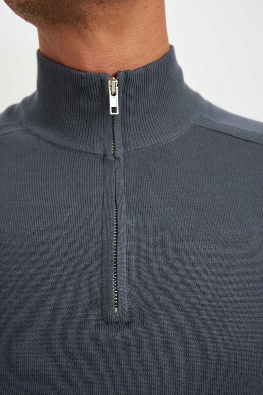 HOMME Bleu Pull tricot à coupe standard