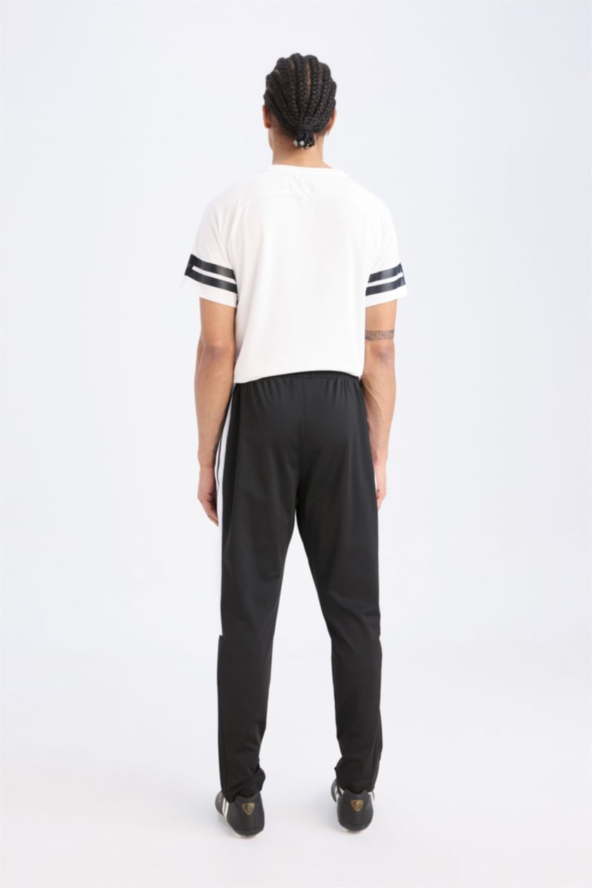 Erkek Siyah DeFactoFit Sporcu Jogger Eşofman Altı Slim Fit Dar Kesim Fermuarlı Paça Skuba Dalgıç Kumaş