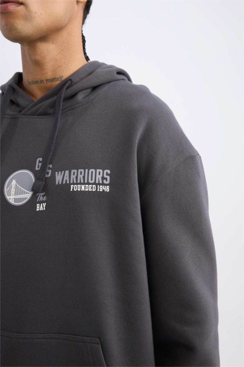 Erkek Antrasit NBA Golden State Warriors Boxy Fit Kapüşonlu Baskılı Kalın Sweatshirt