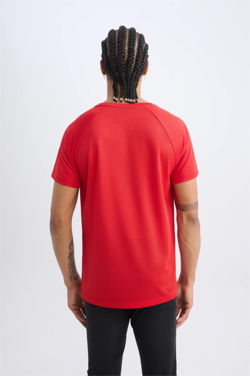 Erkek Kırmızı Kırmızı Standart Fit Bisiklet Yaka Sporcu Kısa Kollu Tişört