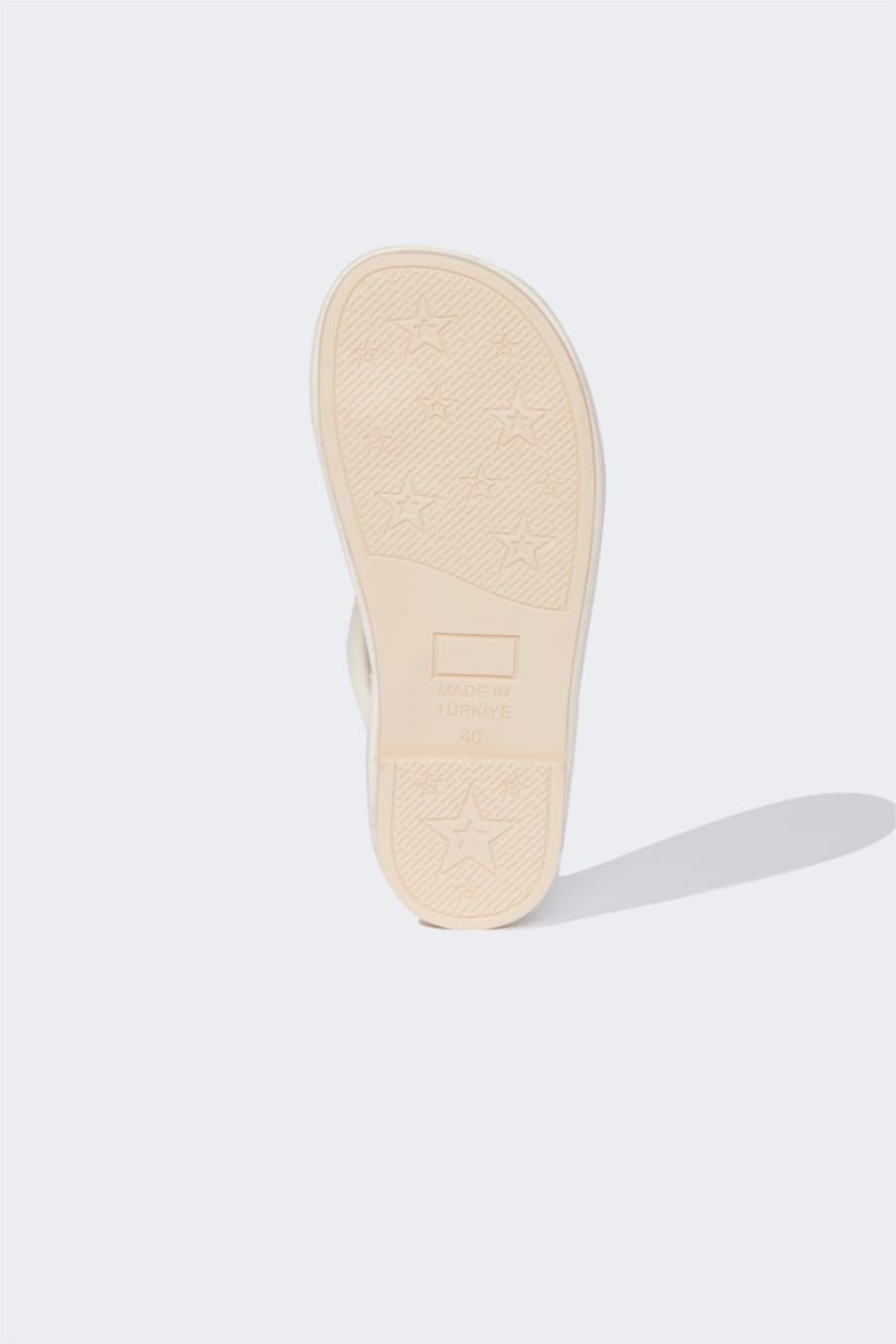 Woman Beige Woman Flat Sole Faux Leather Sandals