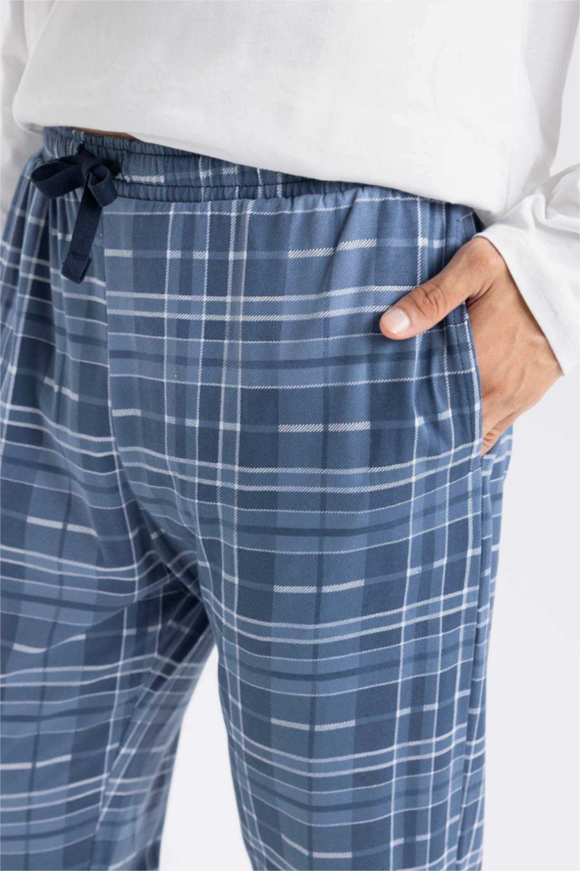MAN NAVY Regular Fit Knitted Bottoms
