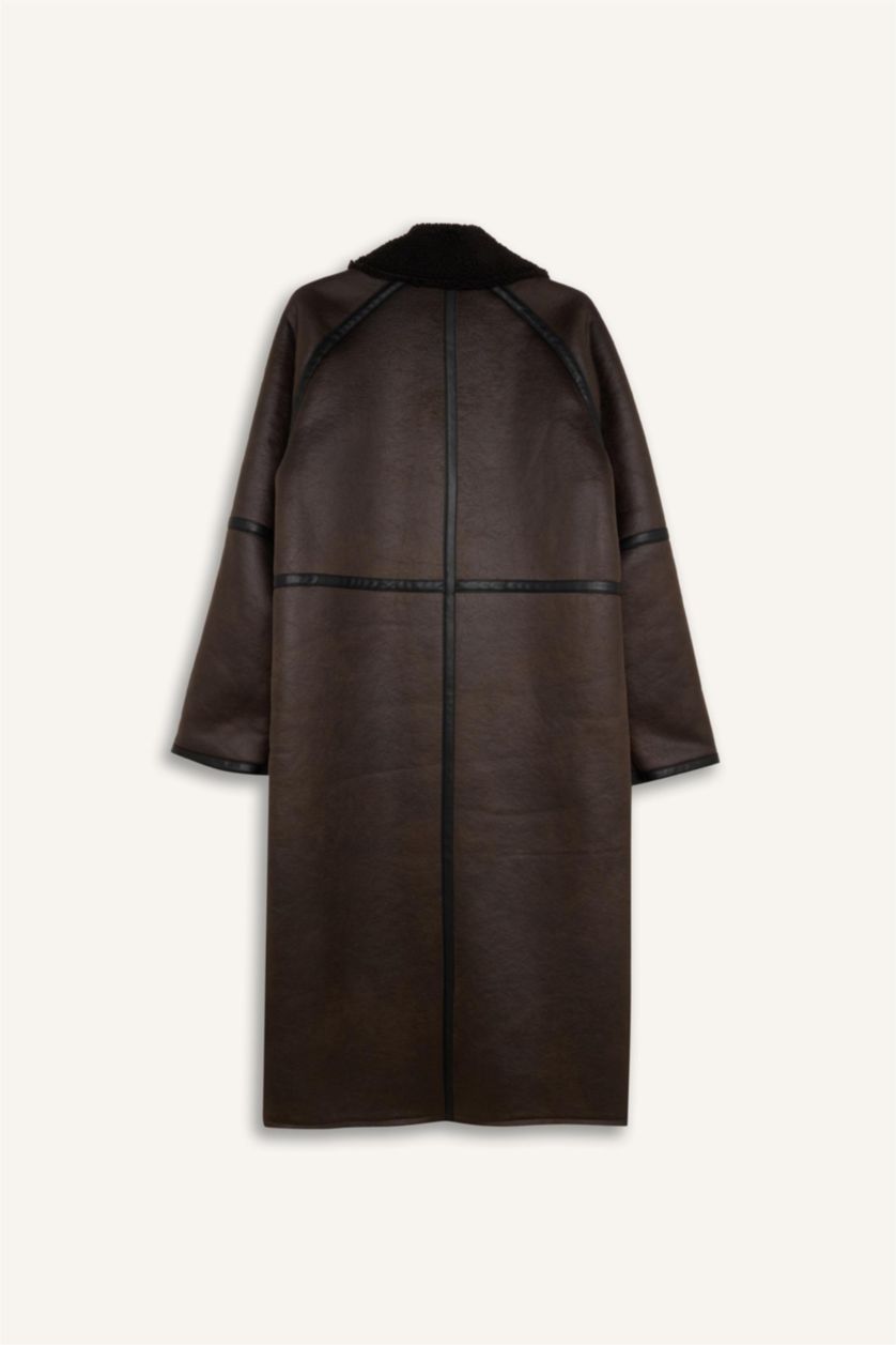 Kadın Kahve Regular Fit Smokin Yaka Suni Deri Düğmeli Cepli Pelüş Astar Parka