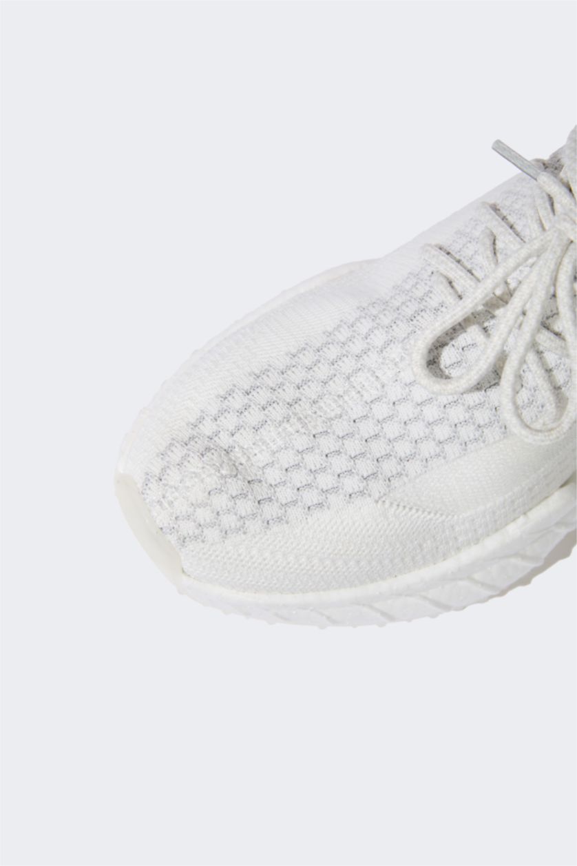 MAN White Man Flat Sole Sport shoes