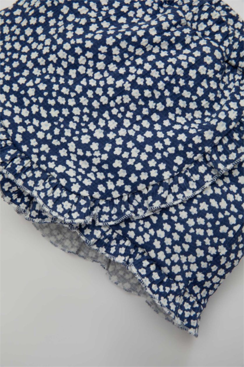 طفلة صغيرة نيلي شورت فلورال