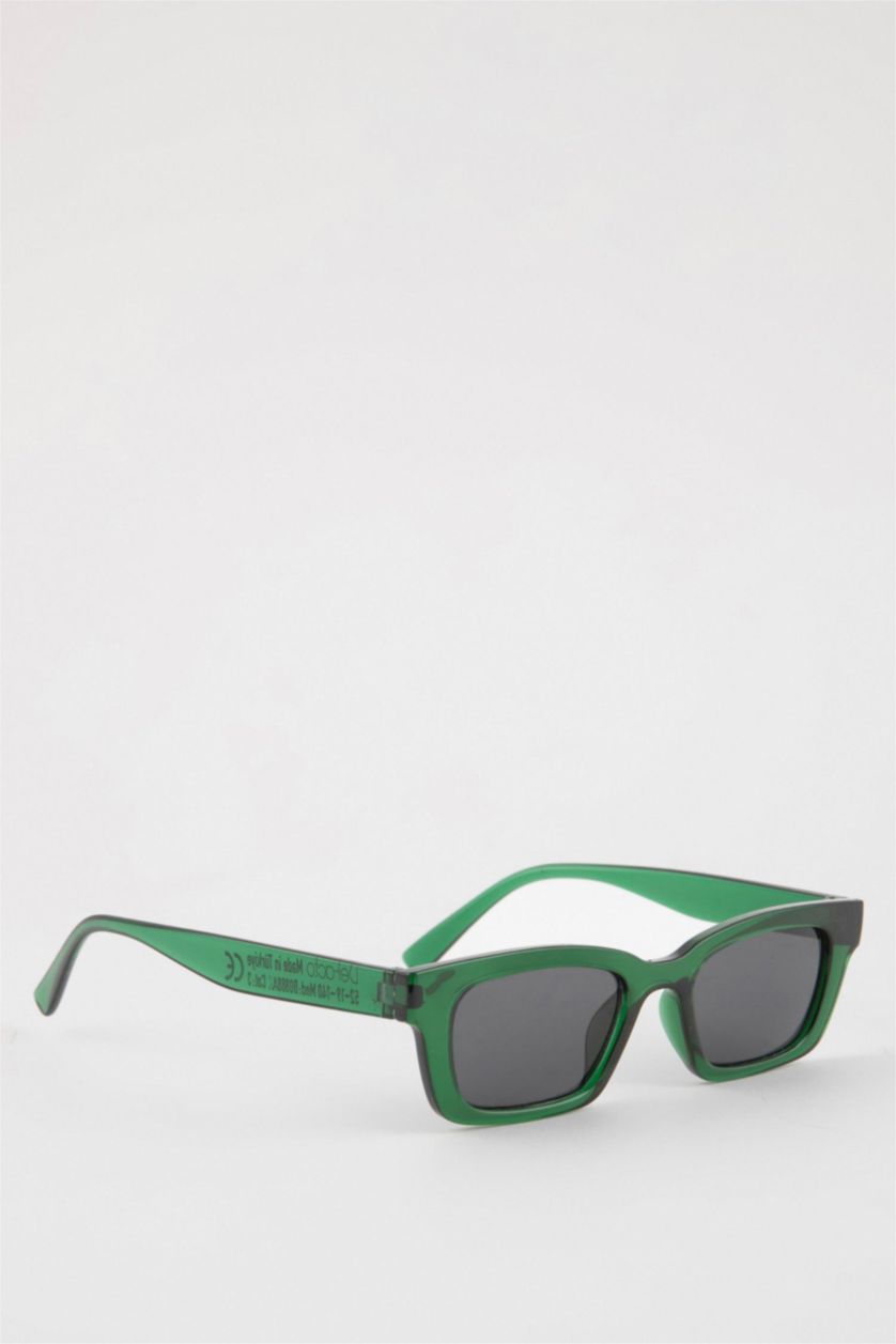 Woman Green Sunglasses