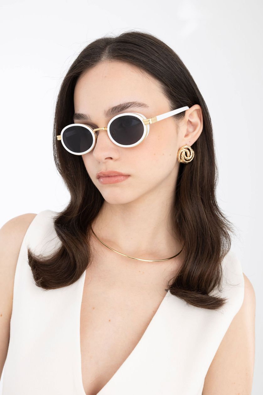Kadın Beyaz Kadın Yuvarlak Güneş Gözlüğü