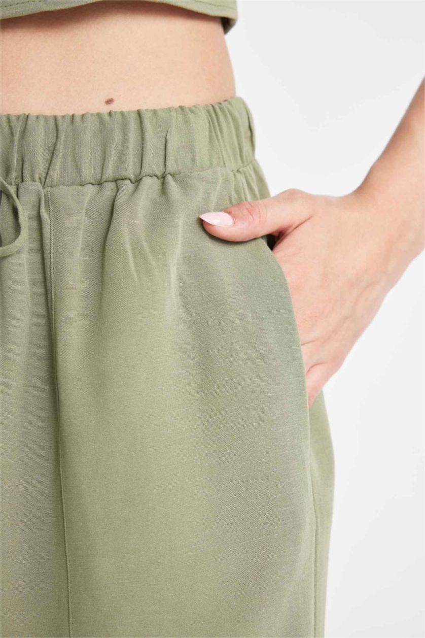 Kadın Haki Regular Fit Normal Bel Keten Karışımlı Şort