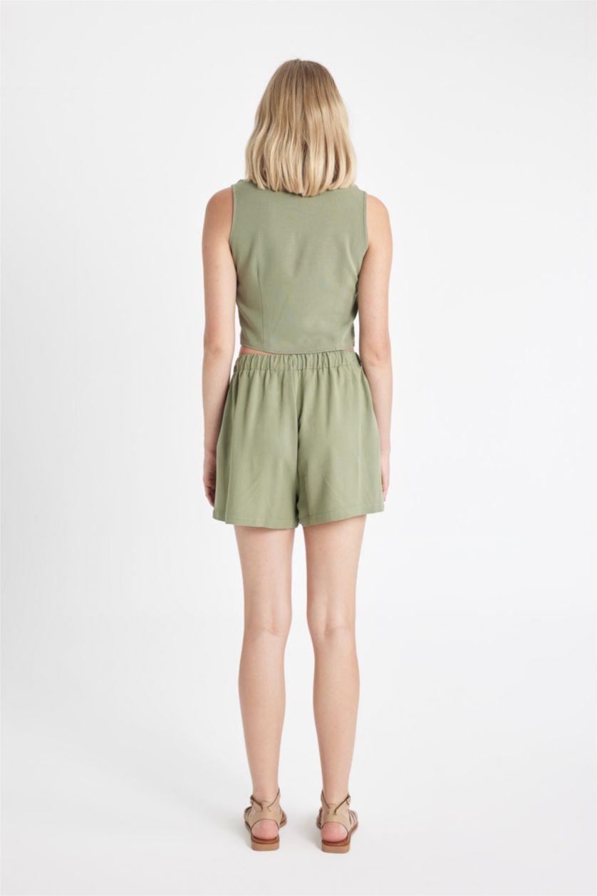 Kadın Haki Regular Fit Normal Bel Keten Karışımlı Şort