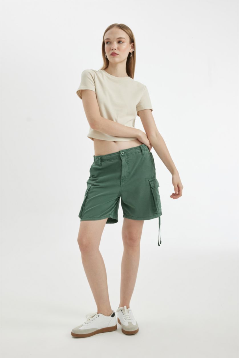 WOMAN Light Green Regular Fit Regular Waist Gabardine Shorts