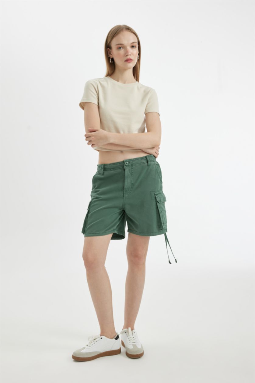 WOMAN Light Green Regular Fit Regular Waist Gabardine Shorts