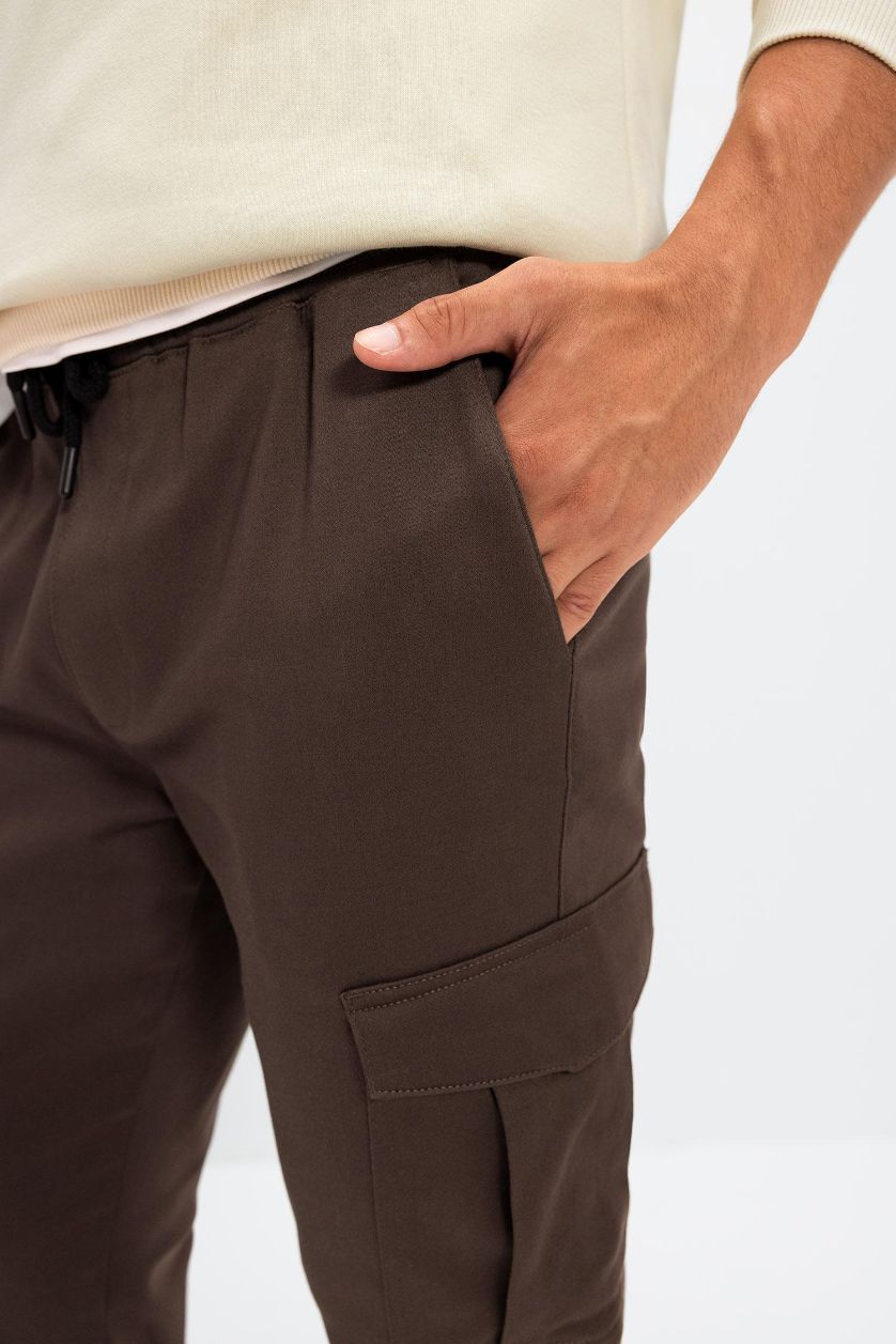 Man Brown Tactical Tied Waist Elastic Leg Jogger Cargo Pants