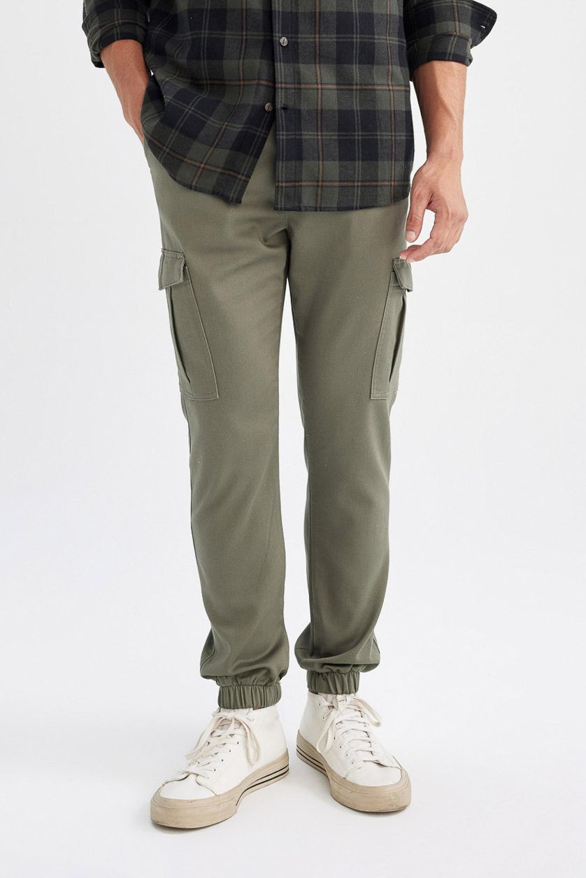 Man Light Green Tactical Tied Waist Elastic Leg Jogger Cargo Pants