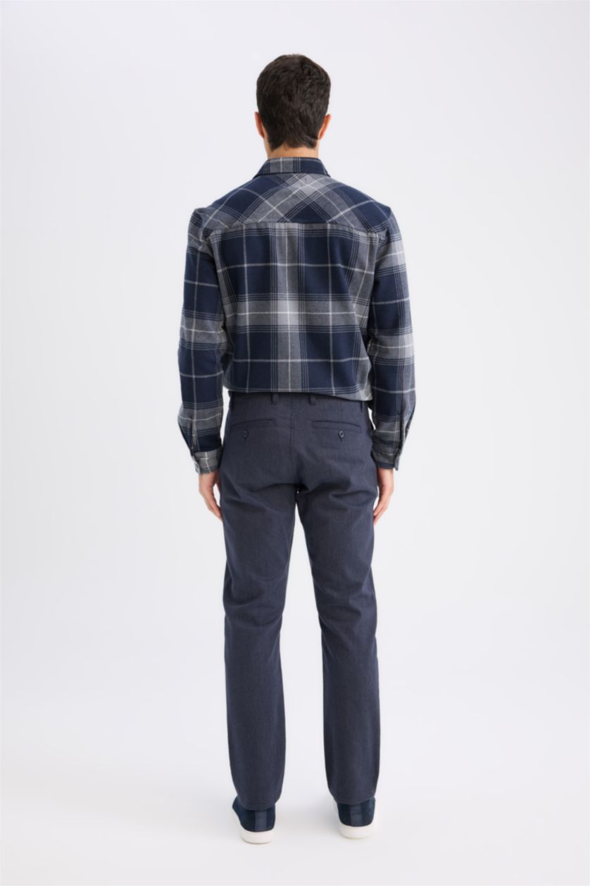 MAN NAVY Regular Fit Pocketed Straight Leg Chino Pants