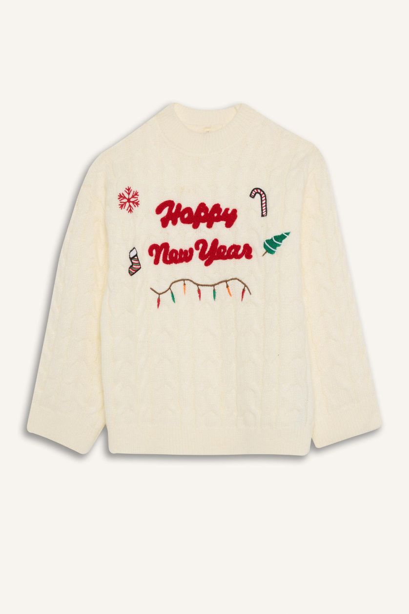 WOMAN Ecru Christmas Themed Crew Neck Patterned Pullover