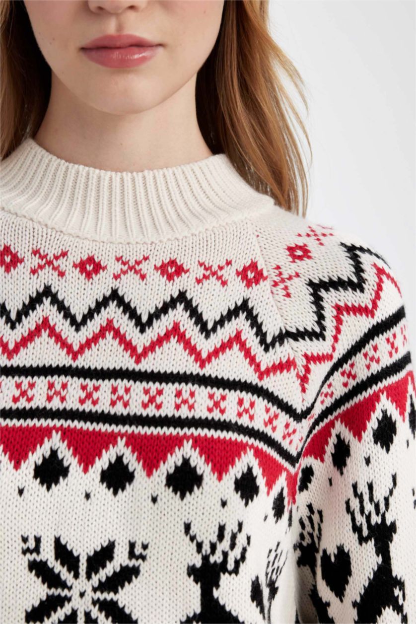 Kadın Ekru Regular Fit Yarım Balıkçı Yaka Triko Kazak