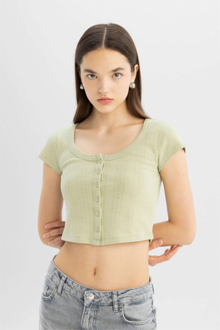 Kadın Açık Yeşil Coool Fitted Yuvarlak Yaka Kısa Kollu Tişört