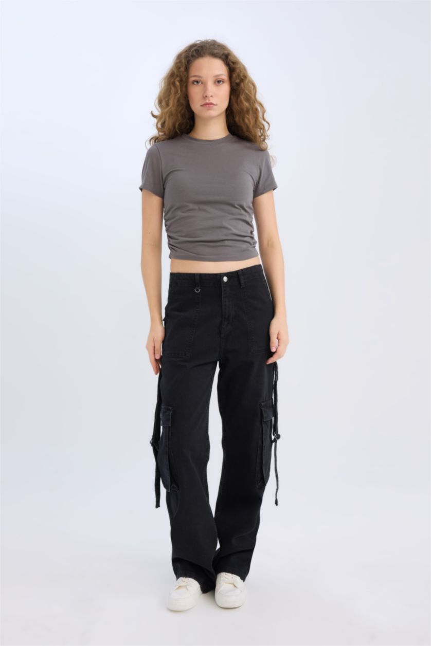 Woman Grey Fitted Crew Neck Short Sleeve T-Shirt