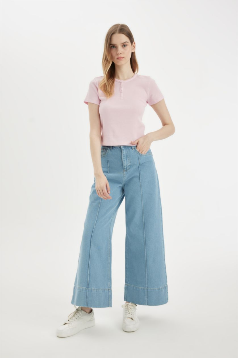 Woman Pink Fitted Crew Neck Waffle Short Sleeve T-Shirt