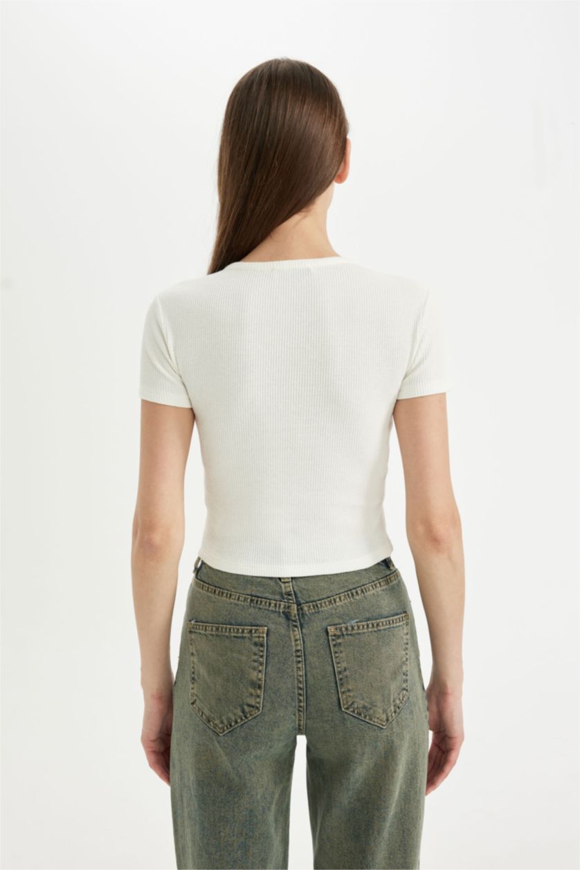 Kadın Kırık Beyaz Fıtted Bisiklet Yaka Waffle Kısa Kollu Tişört