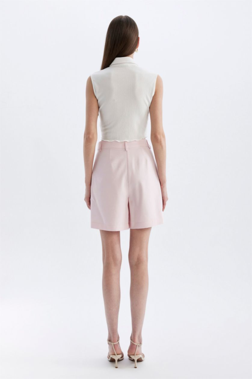 نساء زهري فاتح شورت كابري بخصر عالي وايد ليج