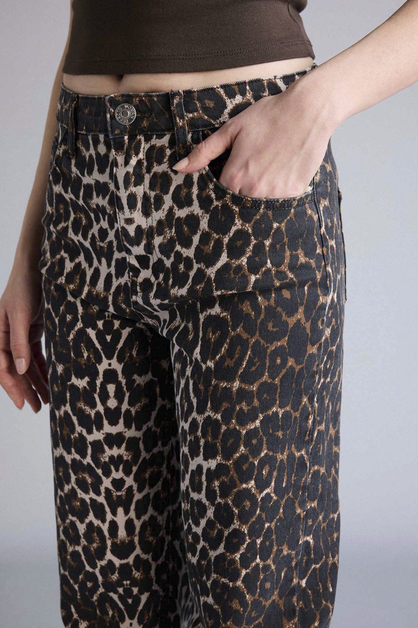 Kadın Siyah Straıght Fıt Yüksek Bel Leopar Desenli Gabardin Pantolon
