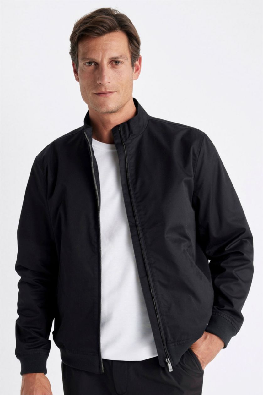 رجالي أسود جاكيت خفيف سليم فيت بياقة عالية وتر برووف بجيوب بسوسته